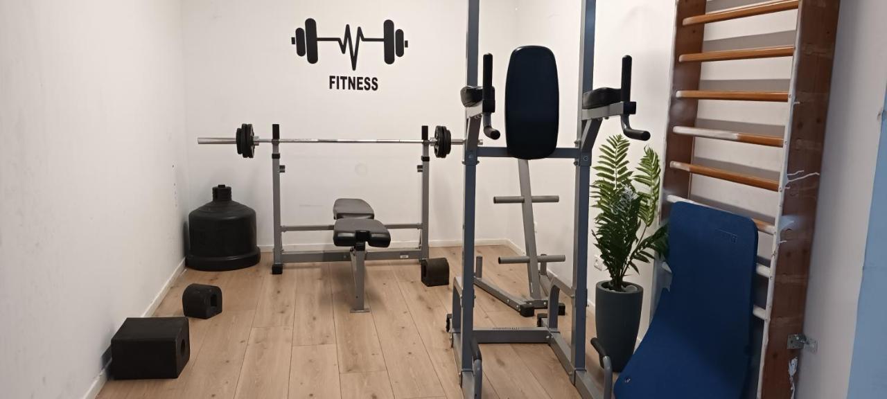 Beach Suite Israel- Private Jacuzzi Garden Suite & Gym, 3 Min Walk To Beach ביץ סוייט ישראל- ג'קוזי פרטי בגינה 3 דקות הליכה לים וחדר כושר Aschkelon Exterior foto